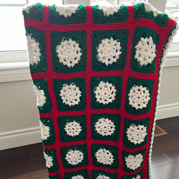 Beautiful Handmade Afghan - Picture 1 of 5